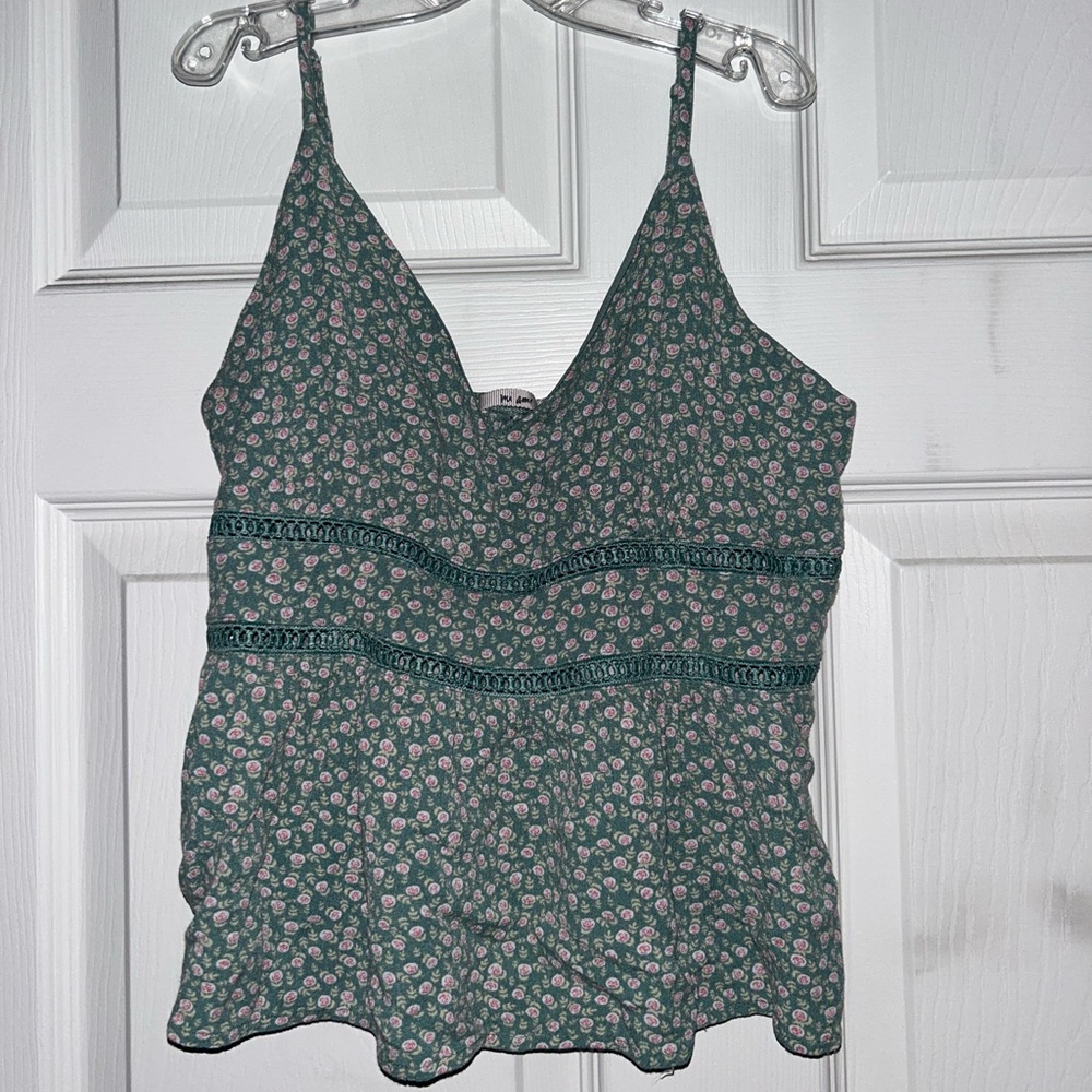 Francesca’s Green Floral Tank Top